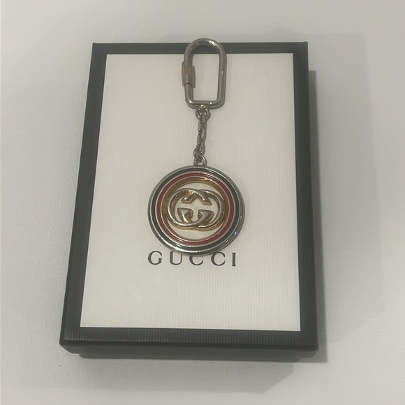 Gucci Round GG Logo Key Chain Bag Charm - Picture 3 of 3